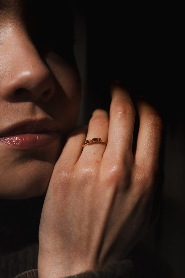 Doppio baguette ring - productfoto model 1 Doppio baguette ring - productfoto model 1